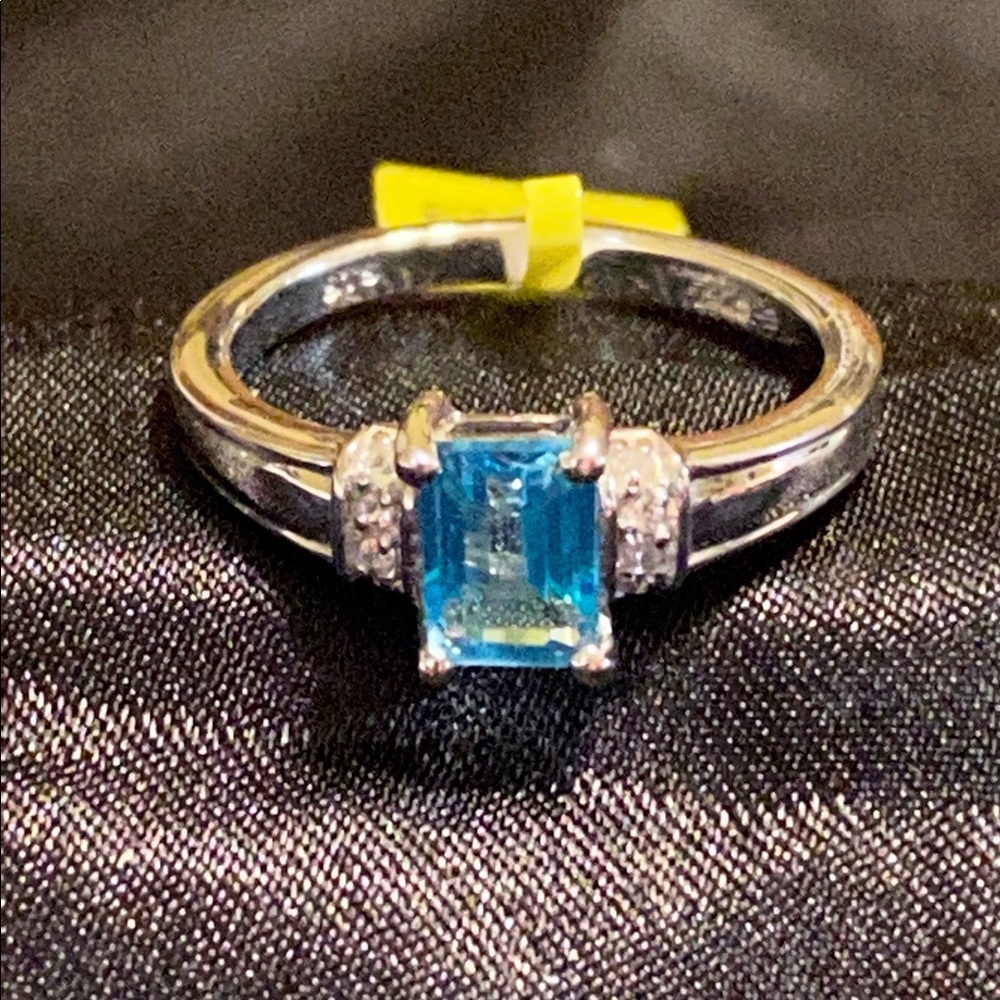 Paraiba Topaz Ring